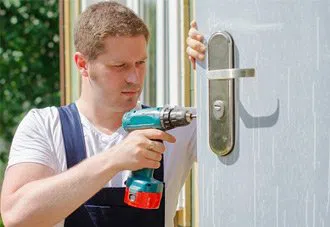 Metro Master Locksmith San Antonio, TX 210-780-7322 - 7-Lock-Changing